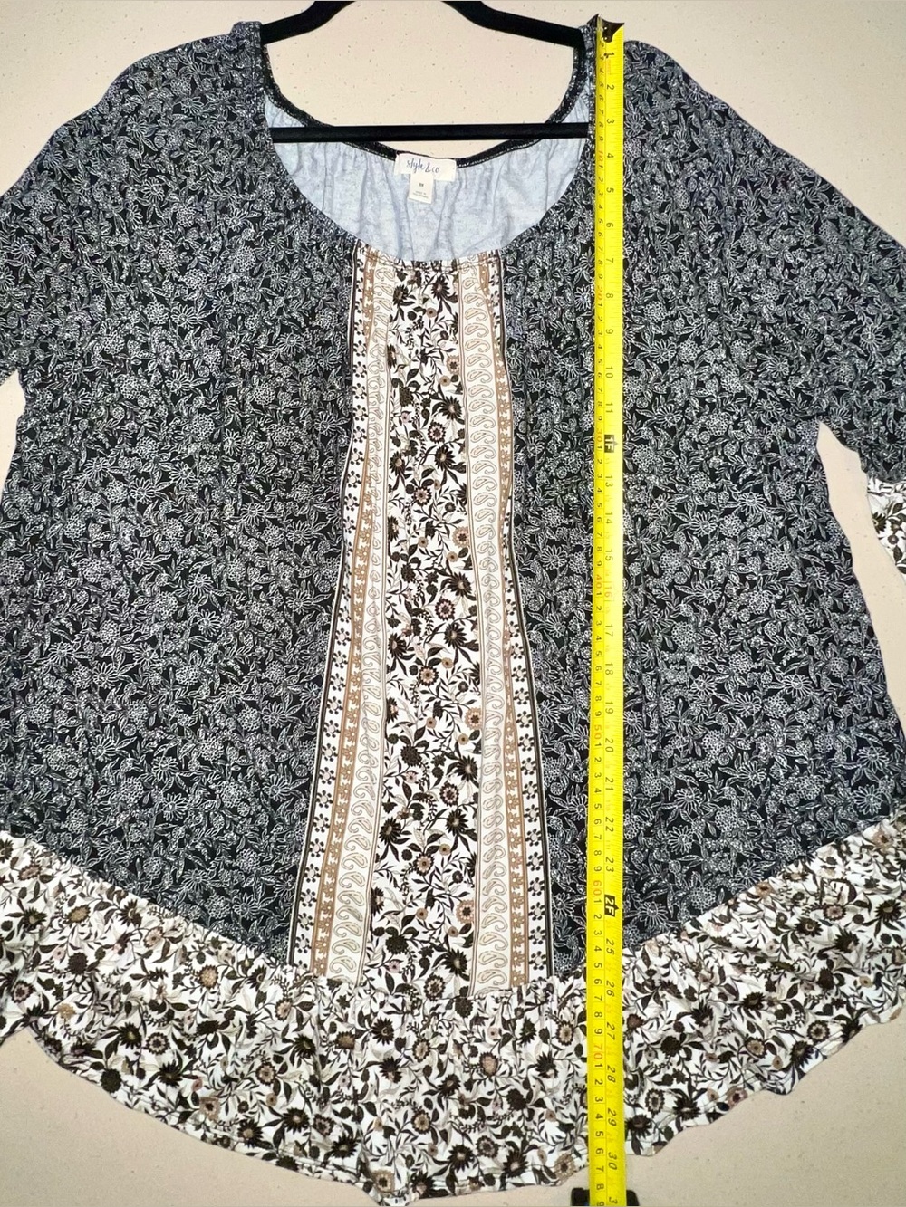 Style & Co. Women's Black Floral Bell-Sleeve Top 3X - Picture 5 of 10